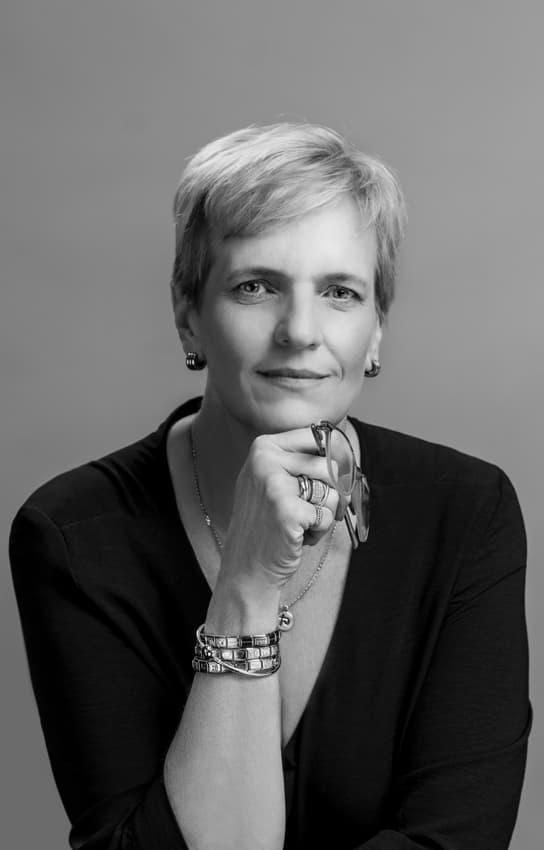 AAG Portrait_web 01