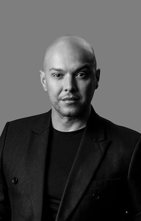 AAG Portrait_web 32