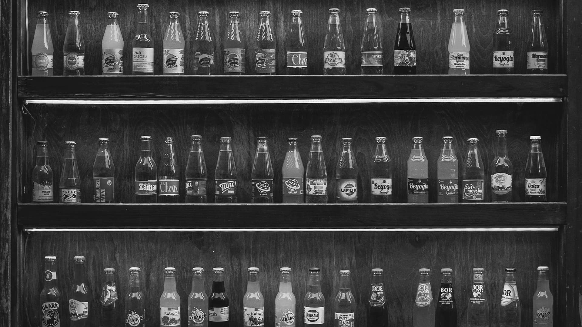 When more is less: abundant rewards and the paradox of choice.